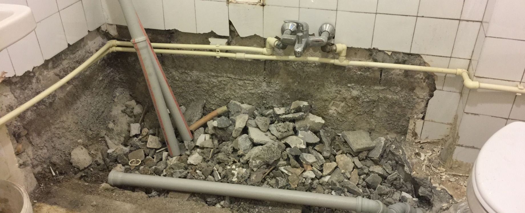 bathroom fitter near me TW8 0AA